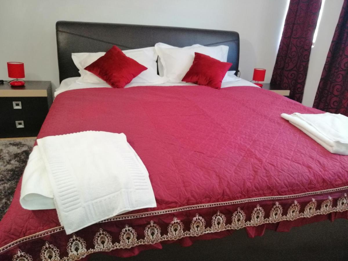 Casa Gabi'S Hotel Orşova Eksteriør billede
